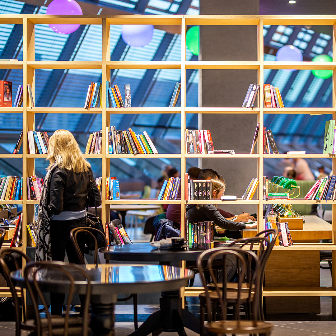 regał do bookcrossingu