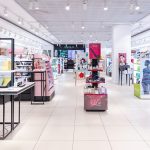 Perfumeria Douglas w Pasażu Grunwaldzkim