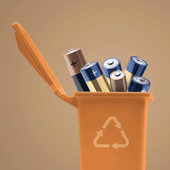 kosz z bateriami