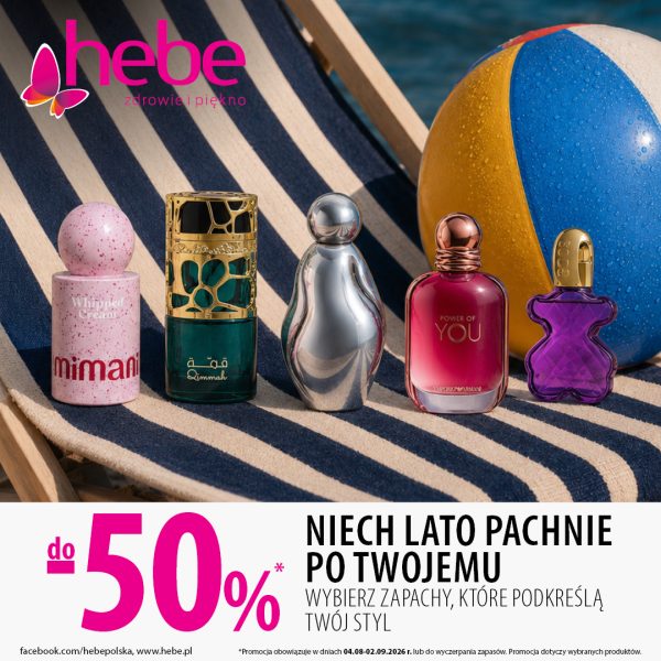 Grafika promocyjna drogerii Hebe przedstawia różnorodne flakony perfum ułożone na leżaku plażowym obok kolorowej piłki. W dolnej części umieszczono informację o rabacie „do -50%” pod hasłem „NIECH LATO PACHNIE PO TWOJEMU”.