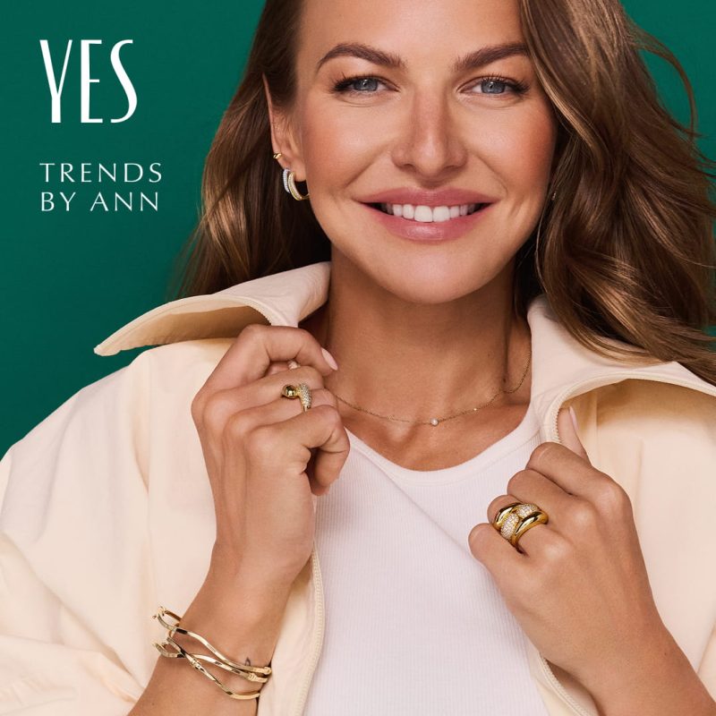 Grafika promocyjna kampanii Trends by Ann z udziałem Anny Lewandowskiej w salonie YES w Pasażu Grunwaldzkim we Wrocławiu.
